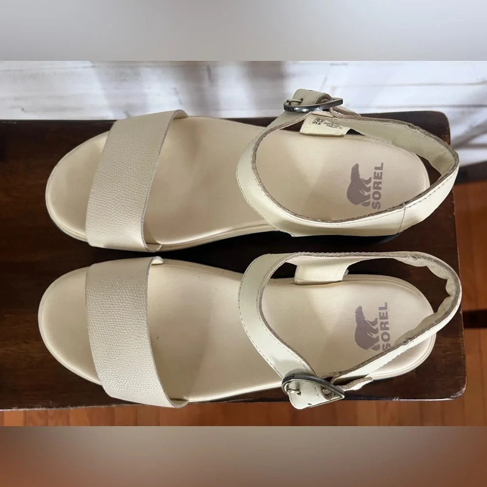 Sorel DAYSPRING Slide Women's Platform Sandal size 8.5